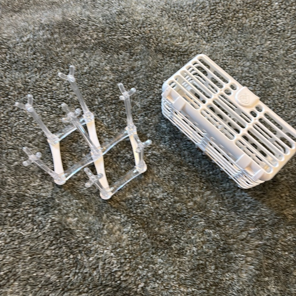 Baby bottles accessories- bottle rack and dishwasher bottle case